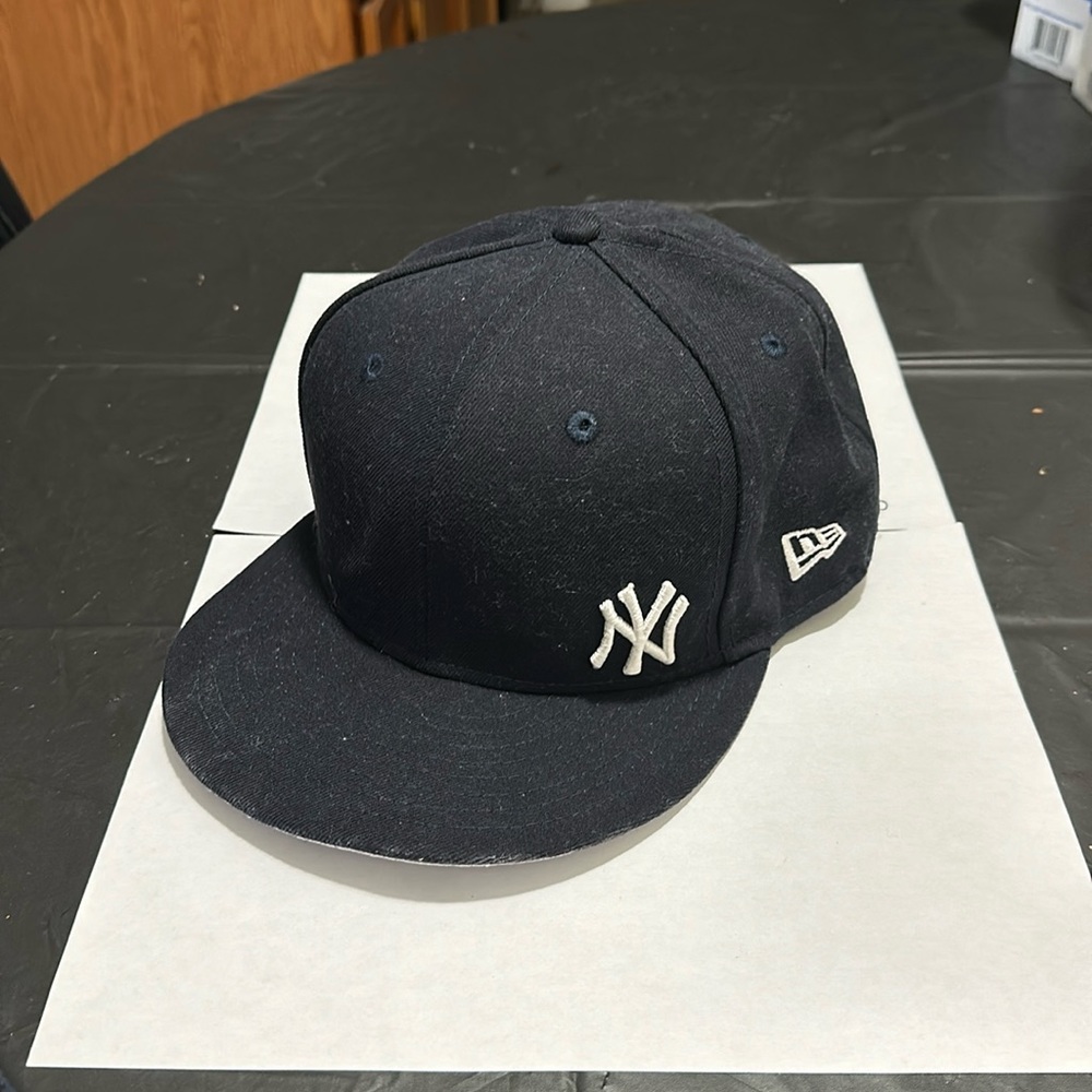 New York Mets New Era Men Fitted Hat